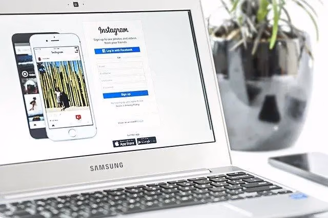 An Instagram Ads Manager Guide – 5 Hacks to Grow Your Instagram Account in 2021 featured image